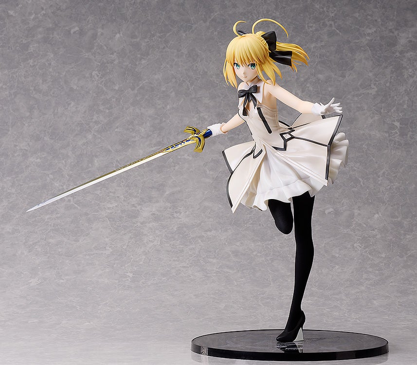 Saber Altria Pendragon Lily (Good Smile Company) — scale 1/4 de Fate/Grand Order en robe blanche avec épée Caliburn